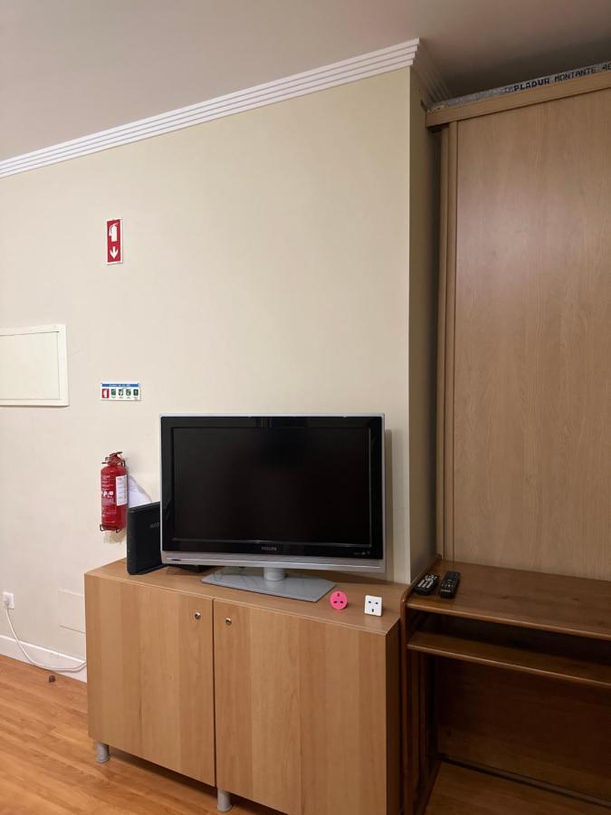 Albufeira,4 Pessoas, Com Wi-fi E A 15m A Pe Da Appartement